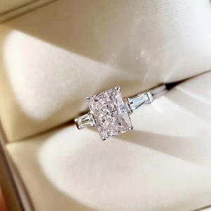 Anello di fidanzamento da donna in platino con diamante rosa dal design geometrico H261 - Product Image 3