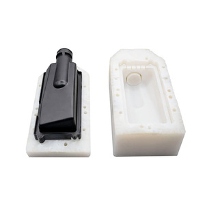 Molde de Silicona al Vacío para Piezas de Plástico de Precisión, Producción de Pequeños Lotes, Prototipos Hechos a Mano, Juguetes, Componentes Industriales - Product Image 2