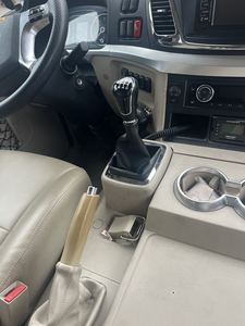 2020 Yu tong mô hình 6710d3 Xe buýt 15 chỗ-Giải pháp vận chuyển thoải mái và rộng rãi - Product Image 5