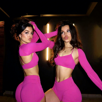 Ensemble de sport 2 pièces sans couture personnalisé pour femme : haut dos croisé et short coupe en V – Vêtements de fitness et de gym en gros