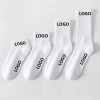 Chaussettes de sport décontractées en coton pour hommes, noires, respirantes, avec logo personnalisé, de haute qualité, pour la course et le football, collection 2026
