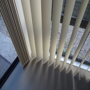 Stores verticales en <span class=keywords><strong>PVC</strong></span> à lamelles de rêve, stores manuels en polyester de haute qualité pour salon - Product Image 3