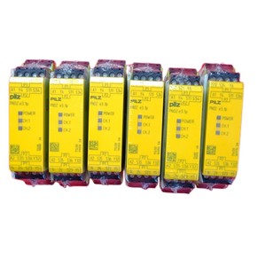 Nouveau Relais de Sécurité Original 774139 Module de Sécurité E3.1p 24VDC 2so en Stock - Product Image 1