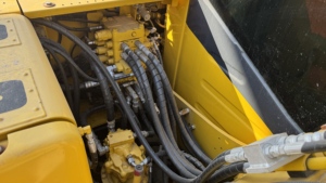 รถขุดไฮดรอลิก Komatsu PC110 PC120 PC130 มือสอง ลดราคาพิเศษ น้ำหนัก 12 ตัน เครื่องยนต์เดิม EPA พร้อมเกียร์และมอเตอร์สภาพดี - Product Image 6