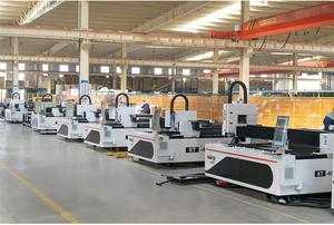 Hot bán <span class=keywords><strong>2025</strong></span> raytu <span class=keywords><strong>CNC</strong></span> sợi <span class=keywords><strong>Laser</strong></span> kim loại máy cắt 3000 Wát nền tảng duy nhất sợi <span class=keywords><strong>Laser</strong></span> máy cắt giá - Product Image 4