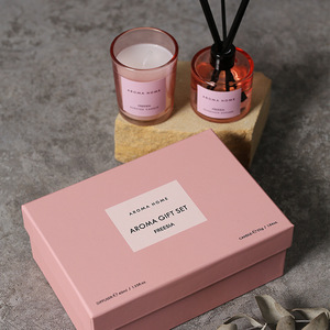 Coffret Cadeau de Luxe avec Logo Personnalisé pour Diffuseur à Bâtonnets et Bougie pour la Décoration d'Intérieur pendant les Fêtes de Noël, de Pâques et de Diwali - Product Image 3