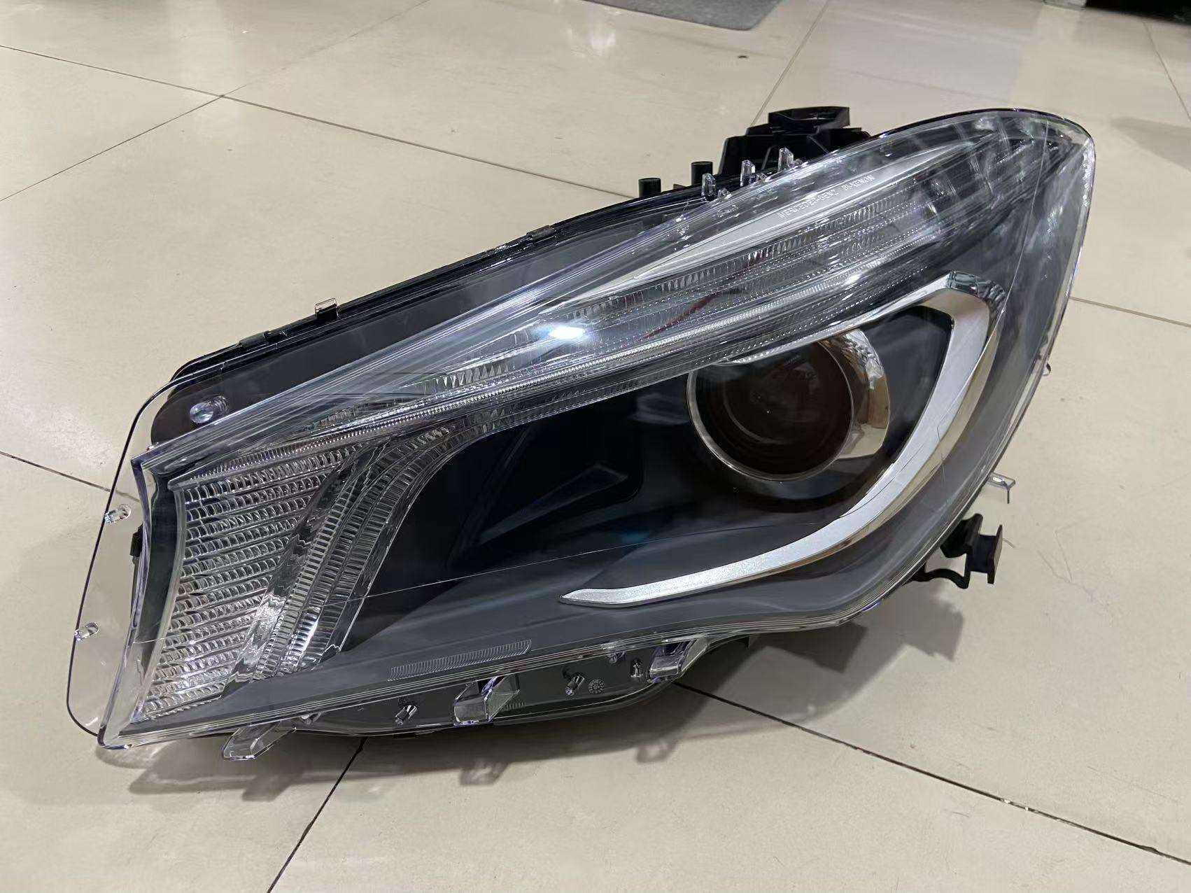 สีขาวอบอุ่น