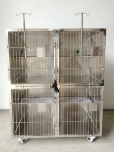 Cage pour chien et chat <span class=keywords><strong>Deluxe</strong></span> Classic Solide à 4 niveaux en acier inoxydable 304, design respirant, loquet coulissant de sécurité, transformable en cage pour chien - Product Image 1