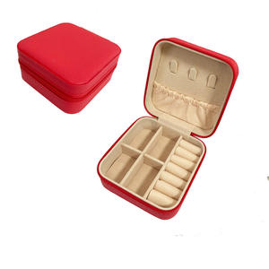 Caja de Almacenamiento de Joyas Portátil con Cierre, Material de Cuero, Adecuada para Aretes, Collares, Colgantes y Anillos - Económica - Product Image 4