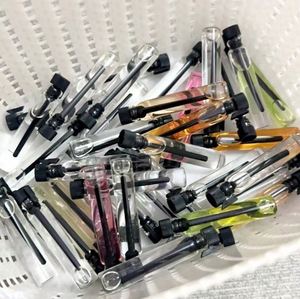 Kit de maquillage et de parfum écologique pour femme en marque privée, kit de fabrication de parfum - Product Image 1