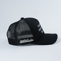 Gorra de camionero de 5 paneles con logotipo bordado de buena calidad al por mayor para viajes o fiestas y actividades al aire libre