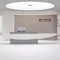 Bureau de réception extensible en surface solide blanche de luxe |   Comptoir d'accueil moderne pour hôtel, bureau, salon de beauté et centre commercial