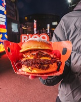 Boîte à emporter pliable tendance au design unique et personnalisé pour smash burgers, emballage jetable pour la restauration rapide, idéale pour les hamburgers à emporter