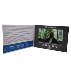 Hot bán 7 inch LCD video Brochure thẻ A5 Kích thước làm bằng giấy với nắp từ cho quà tặng - Product Image 4