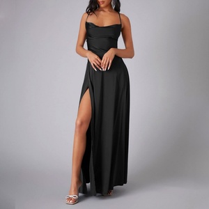 Nuevo Vestido de Novia con Escote Profundo en V, Sexy, de Encaje Francés, Sin Espalda, Ajustado y con Cola, Estilo Sencillo - Product Image 3