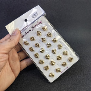 Venta al por mayor de joyería barata, pendientes huecos de oro chapados en latón, pendientes de flores, pendientes con estampado africano para mujer - Product Image 2