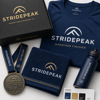 Ensemble cadeau pour les finishers du marathon avec logo personnalisé, médaille personnalisée, t-shirt de course, serviette, bouteille d'eau et boîte de présentation