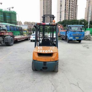 Montacargas Diésel Contrabalanceado de Segunda Mano de 3.5 Toneladas y 4m, Ecológico, Marca Japonesa, Capacidad de Carga de 3500kg, 1 Año de Garantía - Product Image 3