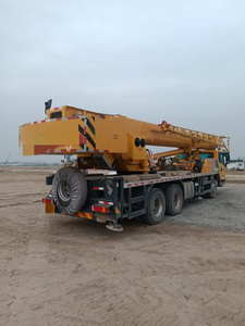 Grue sur camion XCM-G 25 tonnes 2023 QY25K5D-5, longueur de flèche 41 m, moteur, pompe, boîte de vitesses inclus, quatre éléments principaux, sans renfort de soudure - Product Image 3