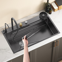 Offre Spéciale 304 Robinet d'évier de cuisine en acier inoxydable Raindance Waterfall Design avec rondelle à quatre trous pour la maison Restaurant