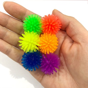 Otros Juguetes Novedosos y Divertidos, Mini Pelota de Yoga de 2.5cm con Forma de Erizo, Pelota de Masaje para Pies, Pelota de Masaje Burr Arbutus, Juguete para Aliviar el Estrés - Product Image 2