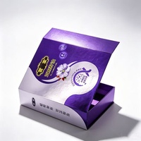 Boîte cadeau rigide personnalisée en carton avec logo en feuille d'or et insert en PET floqué - Vente en gros directe d'usine