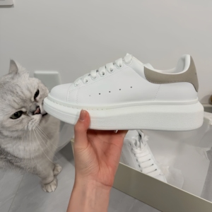 <span class=keywords><strong>Scarpe</strong></span> da Ginnastica <span class=keywords><strong>Classiche</strong></span> Bianche da <span class=keywords><strong>Uomo</strong></span> in Vera Pelle, <span class=keywords><strong>Scarpe</strong></span> <span class=keywords><strong>Sportive</strong></span> Unisex da Esterno, <span class=keywords><strong>Scarpe</strong></span> da <span class=keywords><strong>Uomo</strong></span> con Rialzo Interno, <span class=keywords><strong>Scarpe</strong></span> da <span class=keywords><strong>Uomo</strong></span> di Design alla Moda - Product Image 3