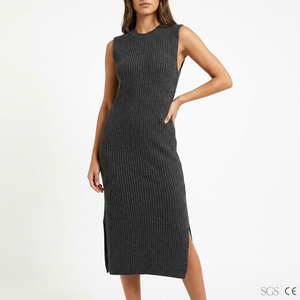 Abito lungo estivo casual a costine in <span class=keywords><strong>maglia</strong></span> a tinta unita, modellante, senza maniche, <span class=keywords><strong>con</strong></span> <span class=keywords><strong>spacco</strong></span> laterale e vita impero, traspirante, taglie forti - Product Image 1