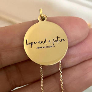 สร้อยคอเหรียญสแตนเลสสตีลลายคำศัพท์เชิงบวกเกี่ยวกับศาสนาคริสต์  พร้อมจี้ข้อพระคัมภีร์สร้างแรงบันดาลใจตามสั่ง - Product Image 4