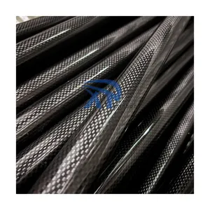 Hafif özelleştirilmiş 3k yuvarlak renkli düşük fiyat karbon fiber tüpler karbon fiber kalıplama