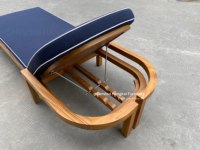 Ensemble de chaises longues et transats d'extérieur en bois de luxe moderne Hangkai avec structure en aluminium résistante aux UV pour piscine