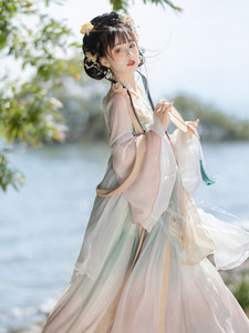 <span class=keywords><strong>Traje</strong></span> <span class=keywords><strong>chino</strong></span> <span class=keywords><strong>Tang</strong></span> para <span class=keywords><strong>mujer</strong></span>, disfraz de cosplay Hanfu bordado en azul y blanco - Product Image 2