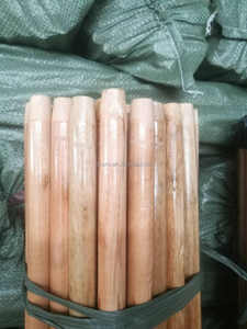 Caña <span class=keywords><strong>de</strong></span> caña <span class=keywords><strong>de</strong></span> <span class=keywords><strong>madera</strong></span> <span class=keywords><strong>de</strong></span> alta calidad, palo <span class=keywords><strong>de</strong></span> estaca, caña <span class=keywords><strong>de</strong></span> pescar, mango <span class=keywords><strong>de</strong></span> <span class=keywords><strong>madera</strong></span> barnizado <span class=keywords><strong>para</strong></span> <span class=keywords><strong>escoba</strong></span> y fregona - Product Image 4