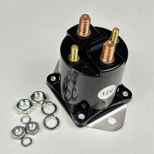 Relais solénoïde de cabine 12V 107655C1 pour 1066 1086 1466 1468 1486 1586 - Product Image 1
