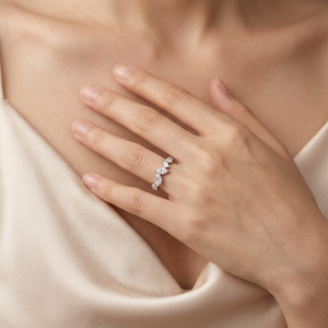 Bague de luxe artisanale de haute qualité pour usage quotidien, en or blanc massif 18 carats avec diamants naturels à taille mixte, vente en gros - Product Image 6