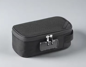 Bolsa de Almacenamiento Impermeable para Tabaco y Encendedores Oxford CNBB0002 de CANNA con Carbón Activado a Prueba de Olores, Logotipo Personalizado y Cierre - Product Image 5