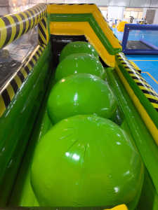 Juego Inflable de Obstáculos Venom Toxic Leaps 'N' Bounds, Gran Pelota Saltarina, Juegos Inflables - Product Image 5