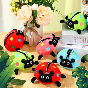 J449 Fabrication directe, motif de broderie kawaii, peluche douce en forme de coccinelle, taille personnalisée, jouet en peluche, poupée animale coccinelle - Product Image 4