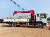 Gru montata su camion Dong-feng usata del 2020 con braccio Sanyi da 7 tonnellate a 4 sezioni, motore Euro 5 Cummins