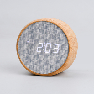 Đồng Hồ Ánh Sáng Kỹ Thuật Số Khung Gỗ Tre Cá Tính Hình Tròn Cheep Phòng Ngủ Làm Theo Yêu Cầu - Product Image 2