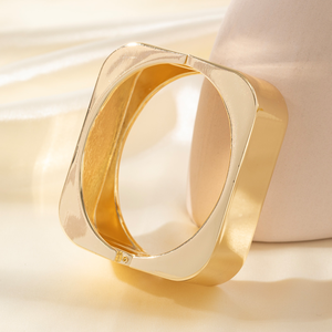 Bracciale Vintage da Donna 2025 in Oro per Banchetti, Moda Quadrata Bengale per Occasioni Speciali - Product Image 4