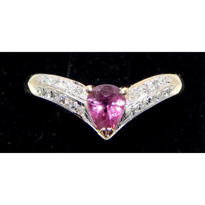 Anello con diamanti e rubino in oro 14k - Product Image 1