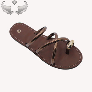Sandalias Planas de Playa de Alta Calidad, Modernas, de Alta Demanda, Casuales, Ligeras, para Mujer, con Logotipo Personalizado y Empaque - Product Image 4