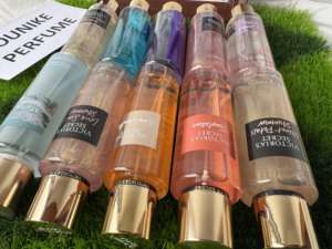 <span class=keywords><strong>Parfum</strong></span> en Gros Rebranding Nouveau Doux 250ml Brumisateur Corporel <span class=keywords><strong>Victoria</strong></span>'s <span class=keywords><strong>Secret</strong></span> pour Femme - Product Image 3