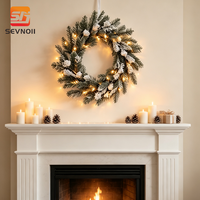 Guirlande de Noël pré-éclairée floquée avec des cônes de pin givrés, lumières LED blanc chaud, décoration de Noël intérieure et extérieure