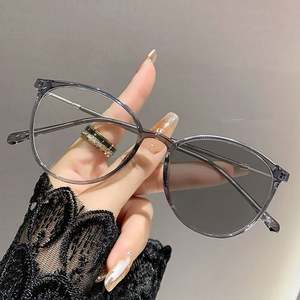 Gafas de Sol Fotocromáticas con Logotipo Personalizado 2025, Gafas de Moda para Mujer que Cambian de Color, Anti Luz Azul, para Hombre y Mujer - Product Image 1