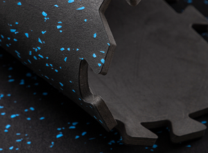 حصيرة أرضية لصالة الألعاب الرياضية مزودة بألوان مخصصة لرفع الأثقال والألغاز للياقة البدنية بتخفيضات كبيرة - Product Image 3