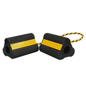 Topes de Rueda de Goma Personalizados para Vehículos de Soporte en Tierra, Antideslizantes, de 16 cm, con Cuerda de Nylon, de Fábrica - Product Image 4