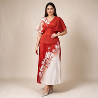 Gaun Kasual Wanita Bahan Woven, Model V-neck Wrap dengan Ikat Samping, Cetakan Bunga Asimetris Warna-Blok, Gaya Islam
