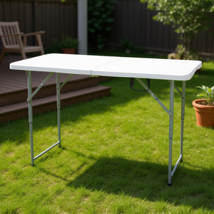 Mesa Plegable Blanca para Exteriores de 4 pies con Superficie de Plástico y Estructura Metálica para Patio y Jardín - Product Image 2